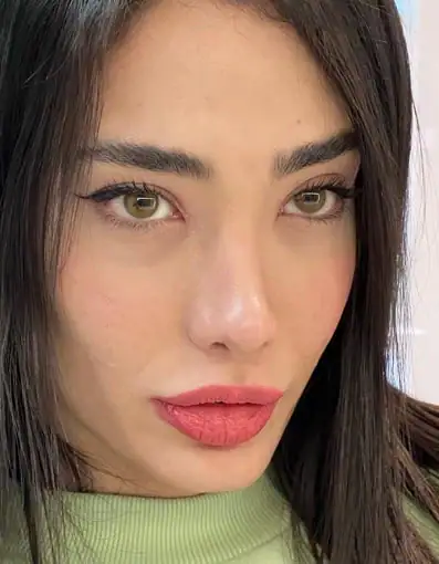 خرید لنز رنگی سبز عسلی لابلا لمون