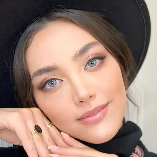 خرید لنز رنگی آبی شیخ بیوتی آکوا