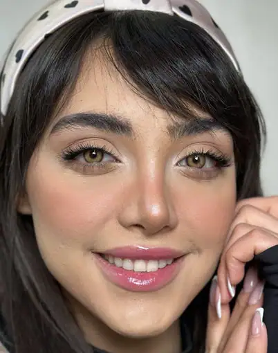 خرید لنز رنگی عسلی سلنا بلونا