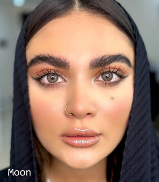خرید لنز سالانه رنگ مون یونیک