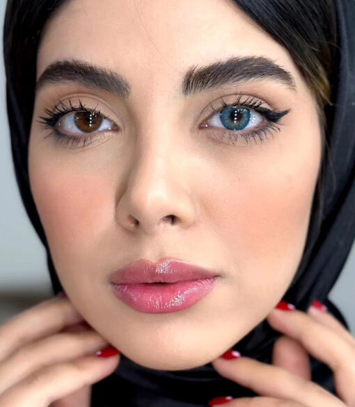 خرید لنز آبی رنگ مگنولیا