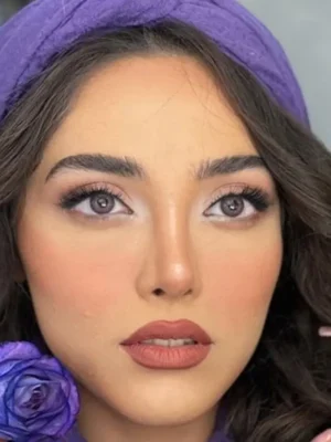 لنز رنگی سنوریتا مورادو بنفش سالانه