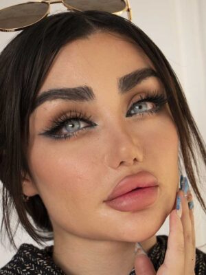 لنز رنگی سلنا طوسی یخی چلسی گری ماهانه