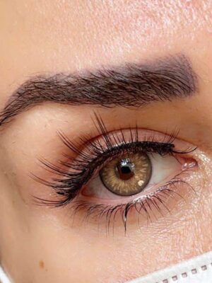 لنز رنگی سلنا یوتا عسلی با رگه های نقره ای خفیف دوردار سالیانه