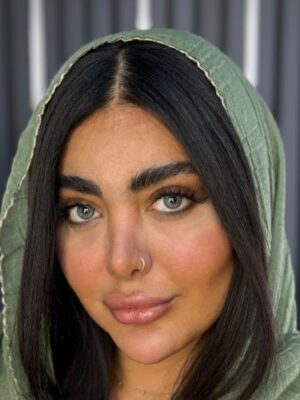 لنز رنگی طوسی دودی رگه دار دور محو هاوایی گری آماندا - Image 2