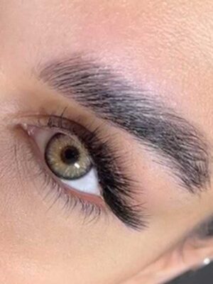 لنز رنگی سلنا یوتا عسلی با رگه های نقره ای خفیف دوردار سالیانه