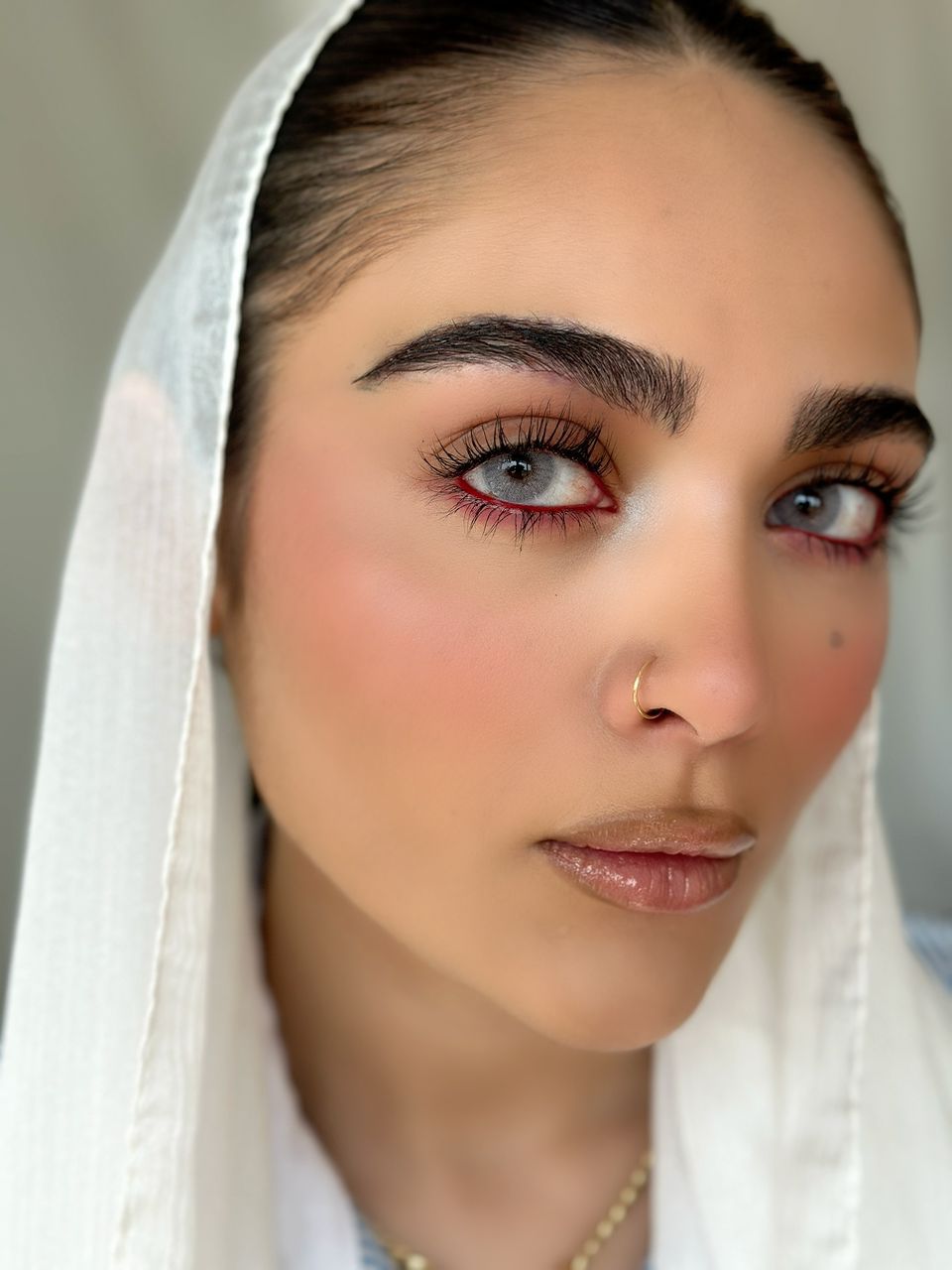 لنز یونیک مدل سیلور گری Unique silver gray