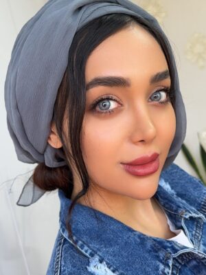 لنز آبی روشن پاستل بلو آماندا کد 557