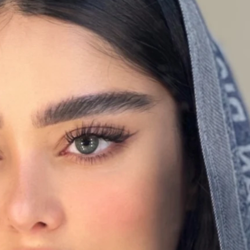 لنز رنگی سبز خاکی بافت پنج بعدی آلیس گرین رز