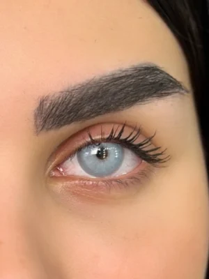 لنز رنگی آبی طوسی روشن چلسی گری یونیک