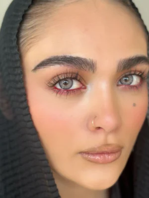 لنز رنگی طوسی رگه دار نقره ای جاسپر یونیک