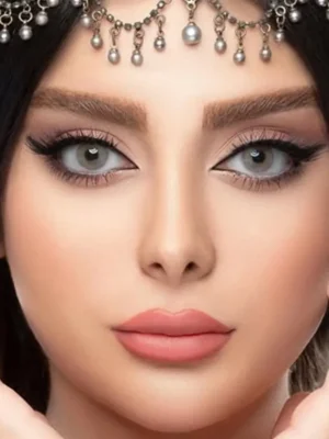 لنز رنگی سنوریتا لایت گری طوسی سبز دورمحو سالانه