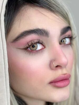 لنز رنگی یونیک عسلی دور قهوه ایی فلامینگو