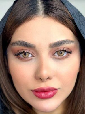 لنز رنگی یونیک عسلی دور قهوه ایی فلامینگو