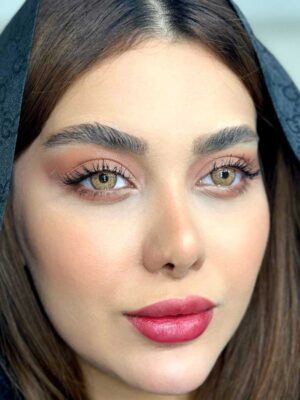 لنز رنگی یونیک عسلی دور قهوه ایی فلامینگو