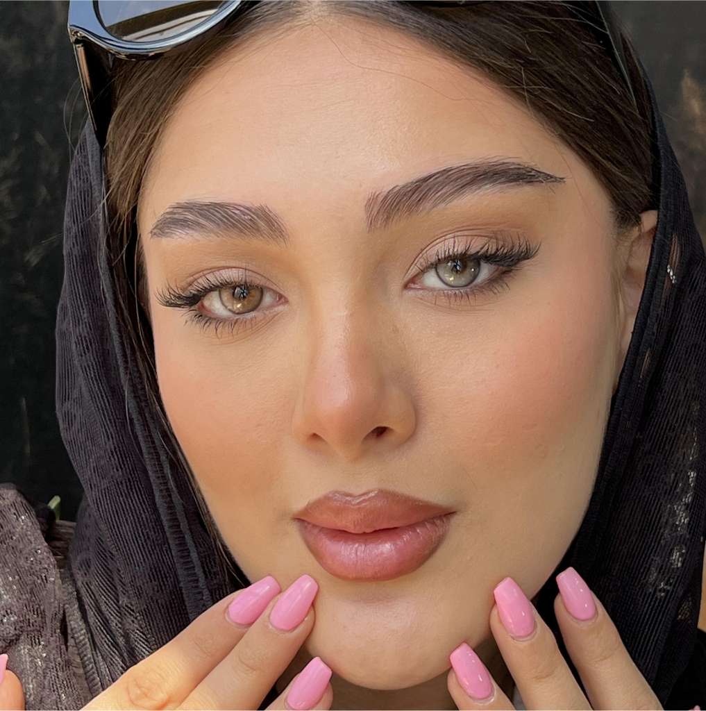 لنز رنگی استورمی جورجیا آماندا
