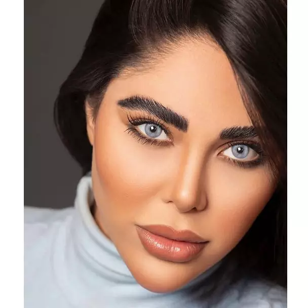 لنز آماندا پاستل بلو آبی روشن بدون دور - Image 4