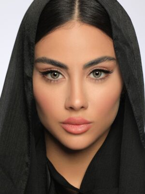 لنز سبز عسلی رگه دار فورستا ایفوریا کد 709