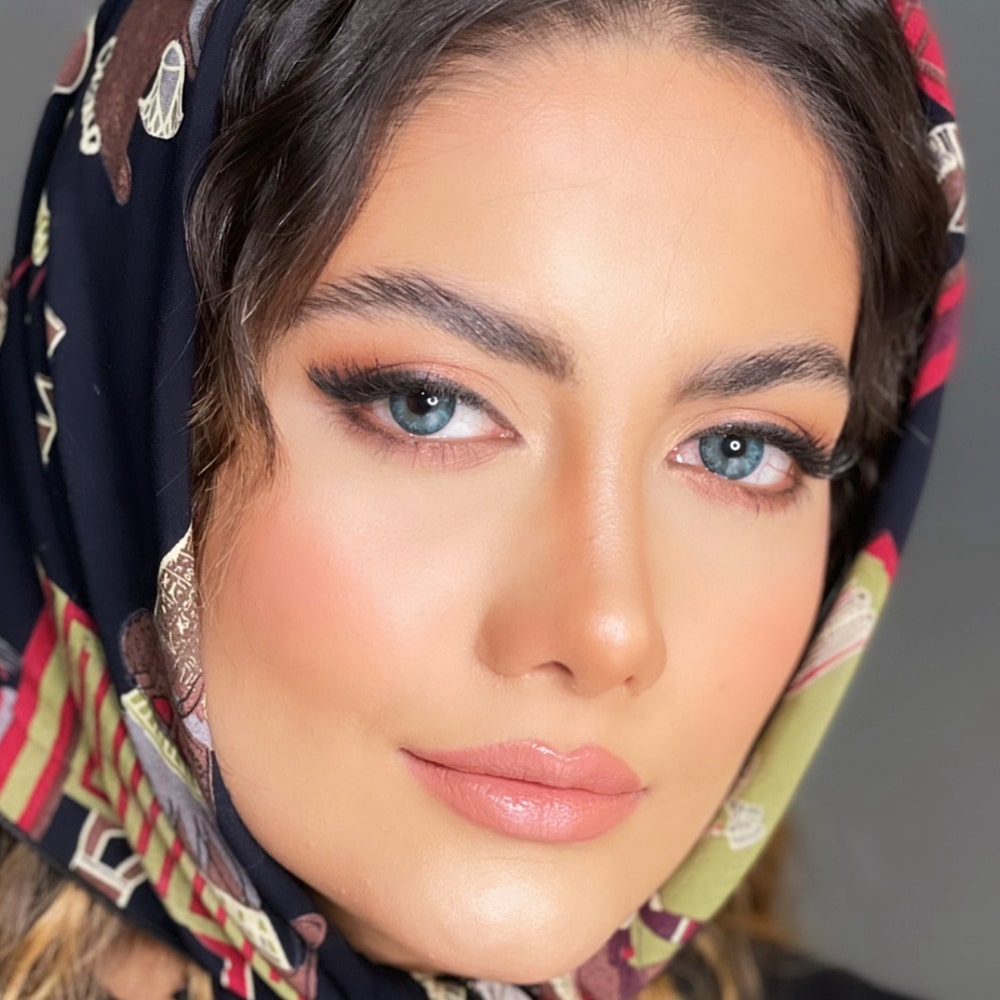 لنز آیس کالر ماداگاسکار آبی سرمه ای کهکشانی - Image 2