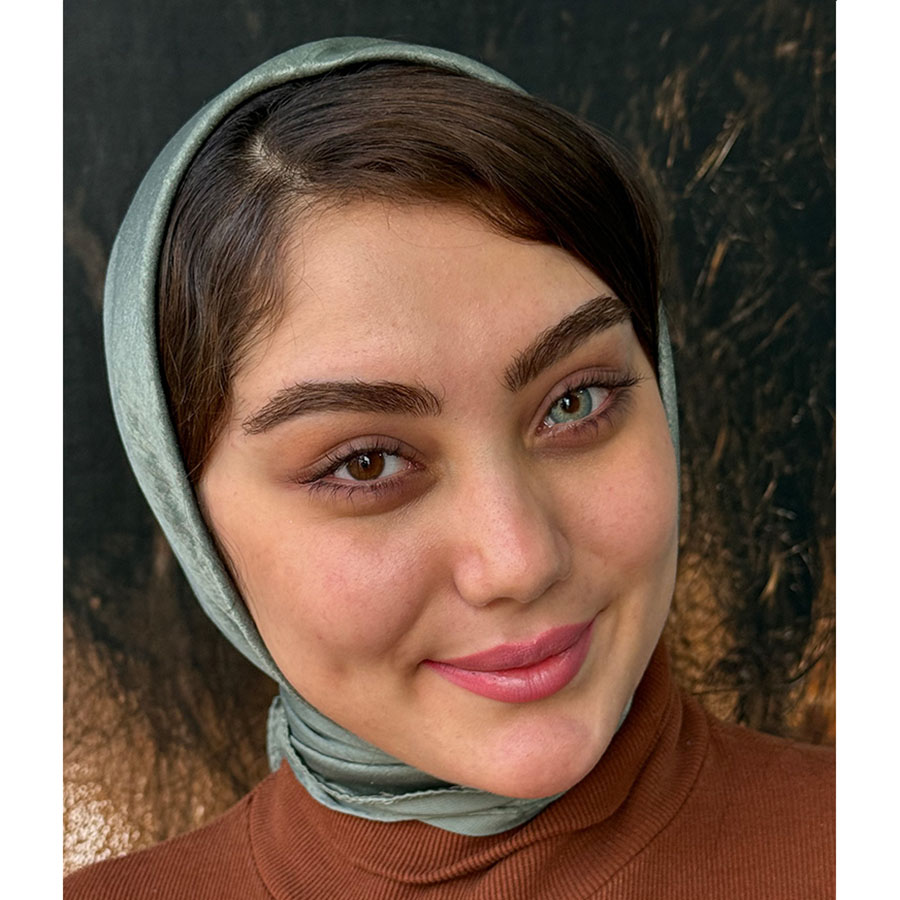 لنز رنگی سبز آبی مرکز عسلی لس آنجلس آکوا آماندا