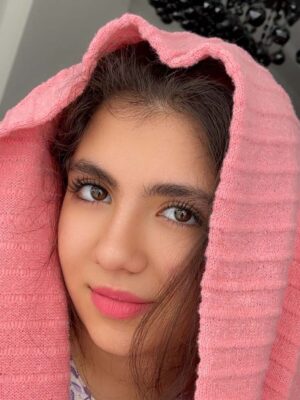 لنز رنگی قهوه ای دودردار لس انجلس سند آماندا