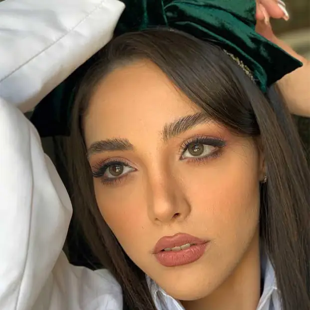 لنز مینی آوا گرین سبز دور محو
