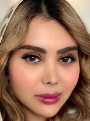 لنز قهوه ای طبیعی نچرال هیزل یونیک