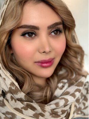 لنز رنگی قهوه ای طبیعی نچرال هیزل یونیک