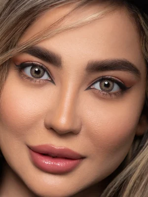 لنز اپتی کالر ریتا براون عسلی دور دار