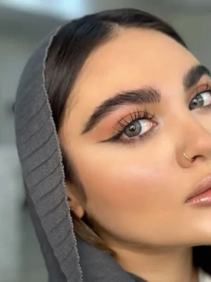 لنز یونیک نیاگارا