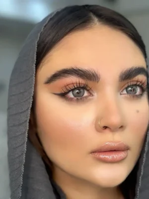 لنز یونیک نیاگارا