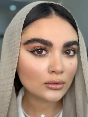 لنز یونیک نچرال هیزل