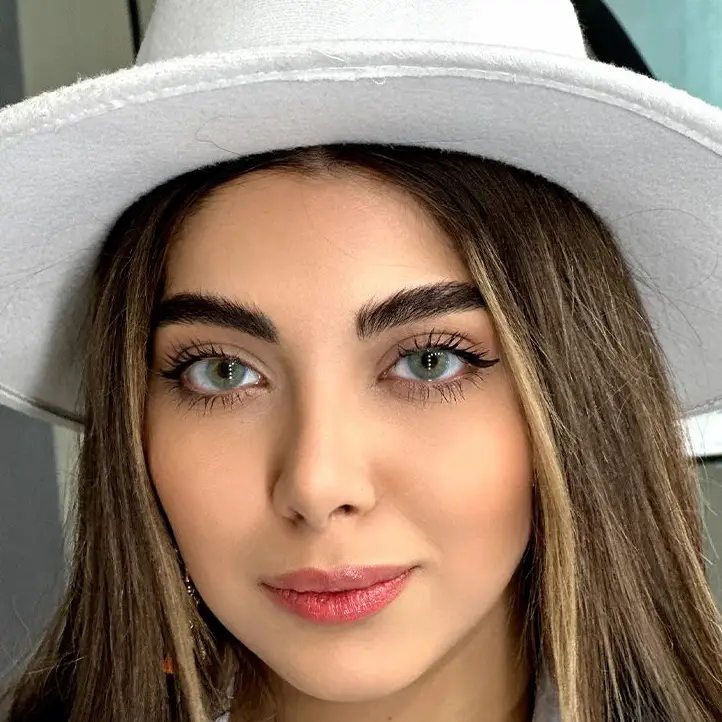 لنز یونیک دیانلا سبز آبی بدون دور - Image 2