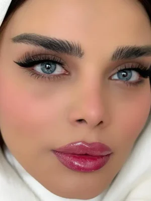 لنز یونیک ایندیگو آبی دور محو - Image 3