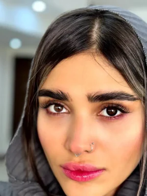 لنز یونیک نچرال بلک مشکی - Image 2