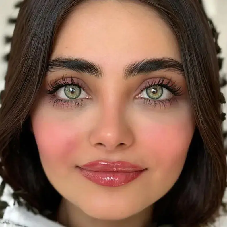 لنز یونیک نچرال گرین سبز عسلی - Image 2