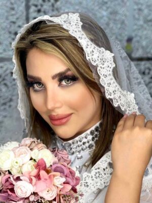 لنز رنگی سلنا آنیسا عسلی خاکی دوردار