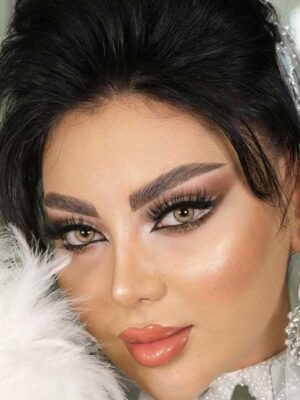 لنز رنگی بلونا عسلی گرم دوردار