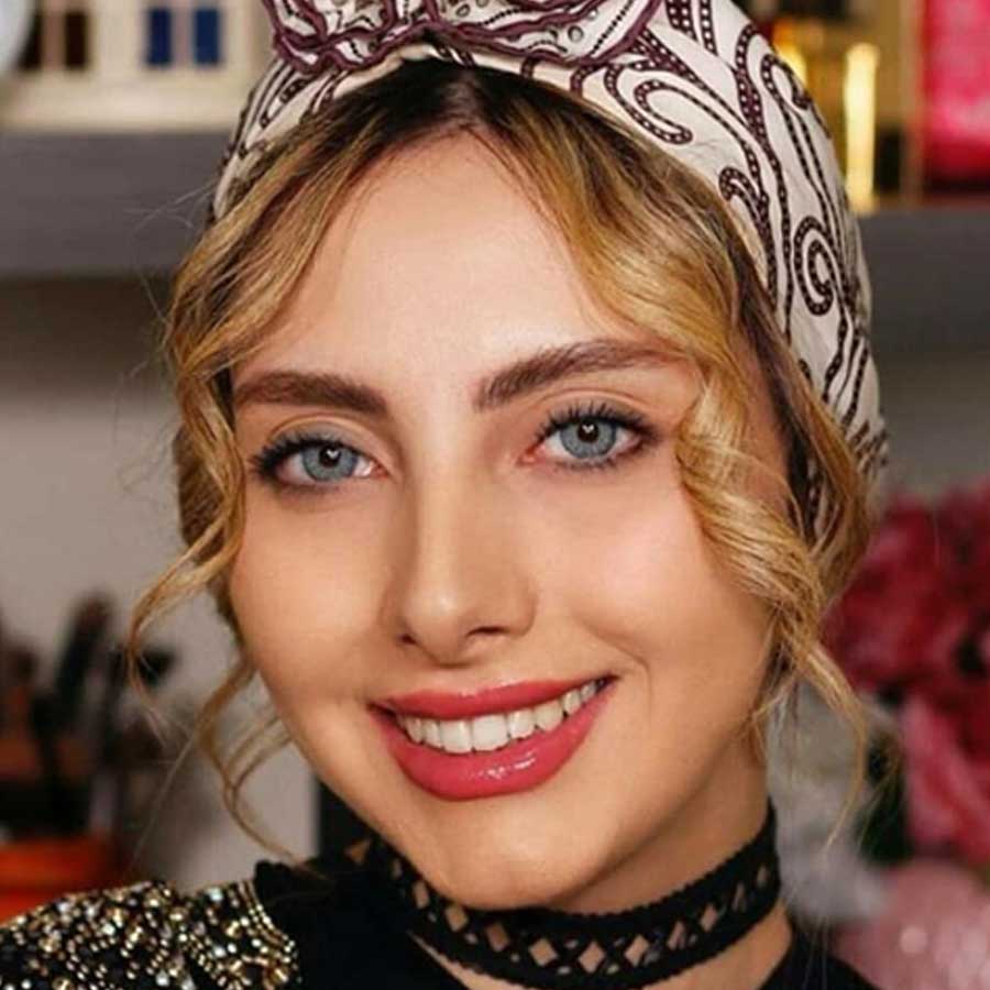 لنز رنگی طوسی فیلی ترسا نوادا