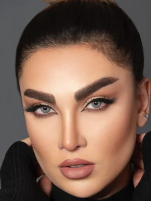 لنز چشم آلموند گری آماندا
