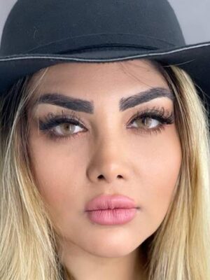 لنز سالانه آیس کالر عسلی بدون دور از سری لاکچری Ice Color Luxury carolina