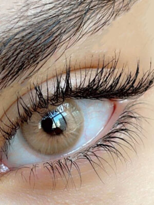 لنز رنگی عسلی خاکی کد 553