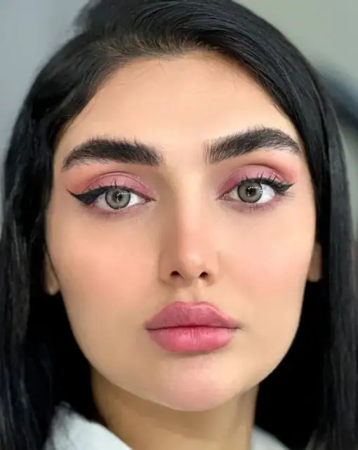 لنز فصلی طوسی عسلی دور دار برند یونیک Unique Azalea