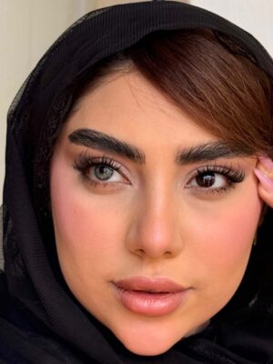 لنز رنگی سبز تیره پاستل گرین آماندا (سری جدید) - Image 2