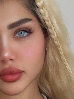 لنز طوسی یخی با ته مایه سبز چلسی گری سلنا