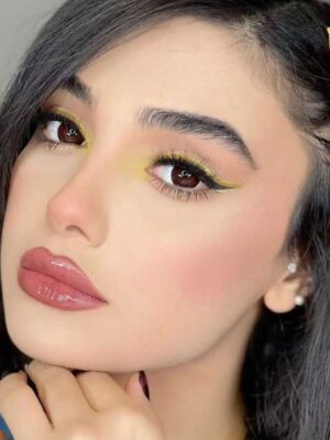 لنز رنگی آماندا قهوه ای تیره موکا سالانه