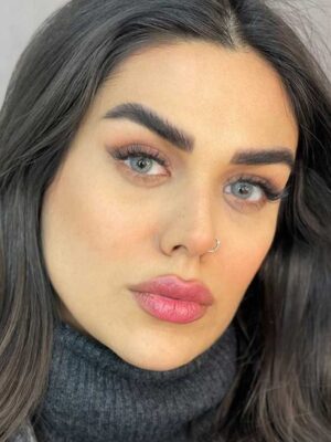 لنز طبی رنگی طوسی سبز گری برند مینی آوا