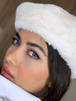 لنز هاوایی بلو اماندا چشم