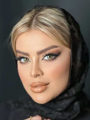 لنز رنگی سلنا سبز عسلی دوردار گرین هانی ماهانه