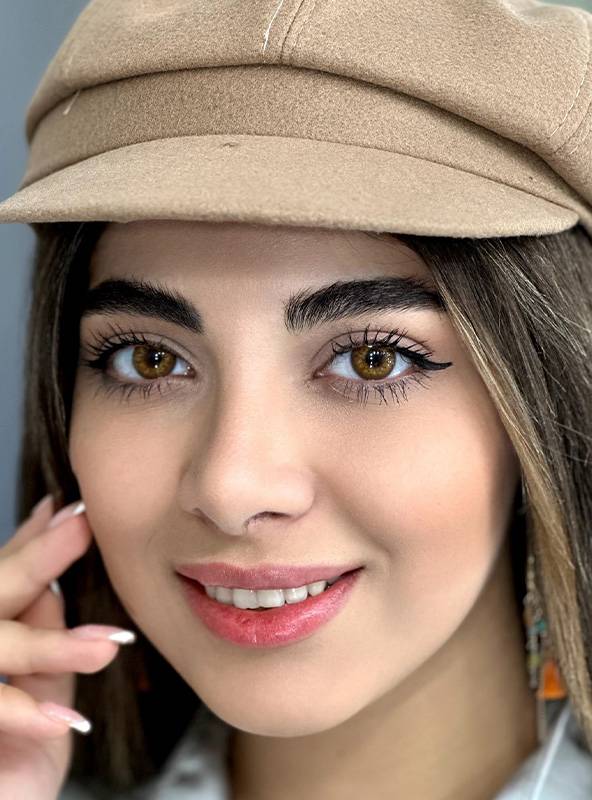 لنز فصلی طوسی سبز دور دار برند یونیک Unique Rose